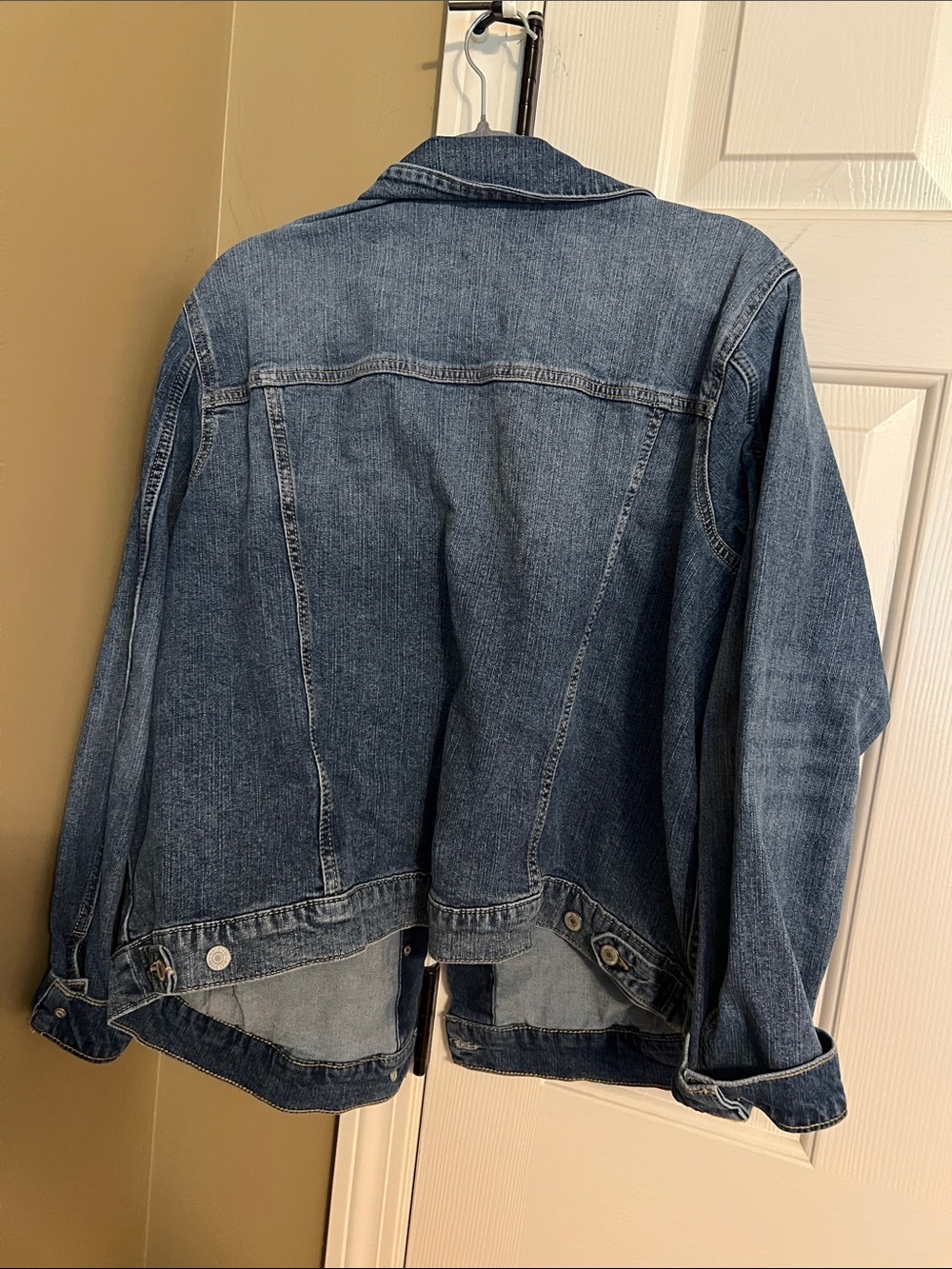 Lucky Brand Washed Blue Denim Jacket - Picture 3 of 3